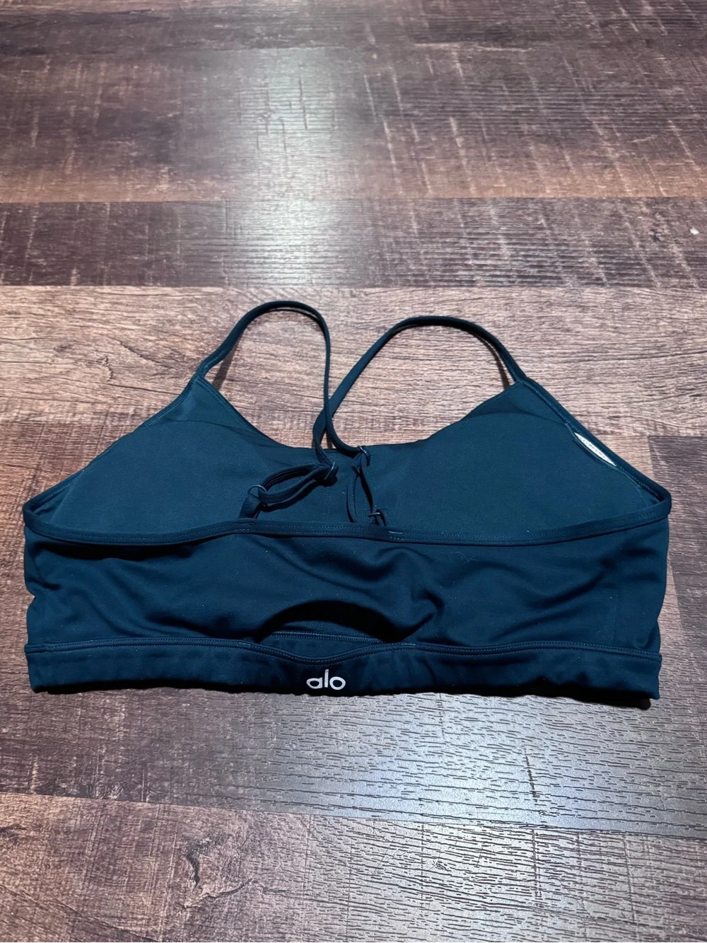 Alo Yoga Airlift Intrigue Sports Bra Green L
